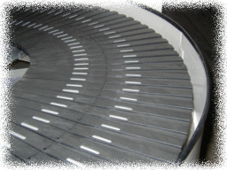 Overlapping Slats on Ryson Spiral Conveyors